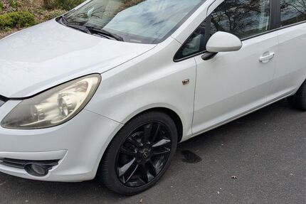 Opel Corsa 173.435 km 2.120 &euro; Obereisenheim 97247