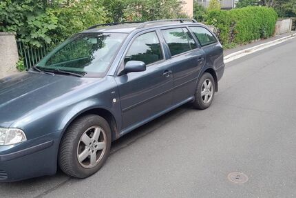 Skoda Octavia 95.000 km 1.950 &euro; Amberg 92224