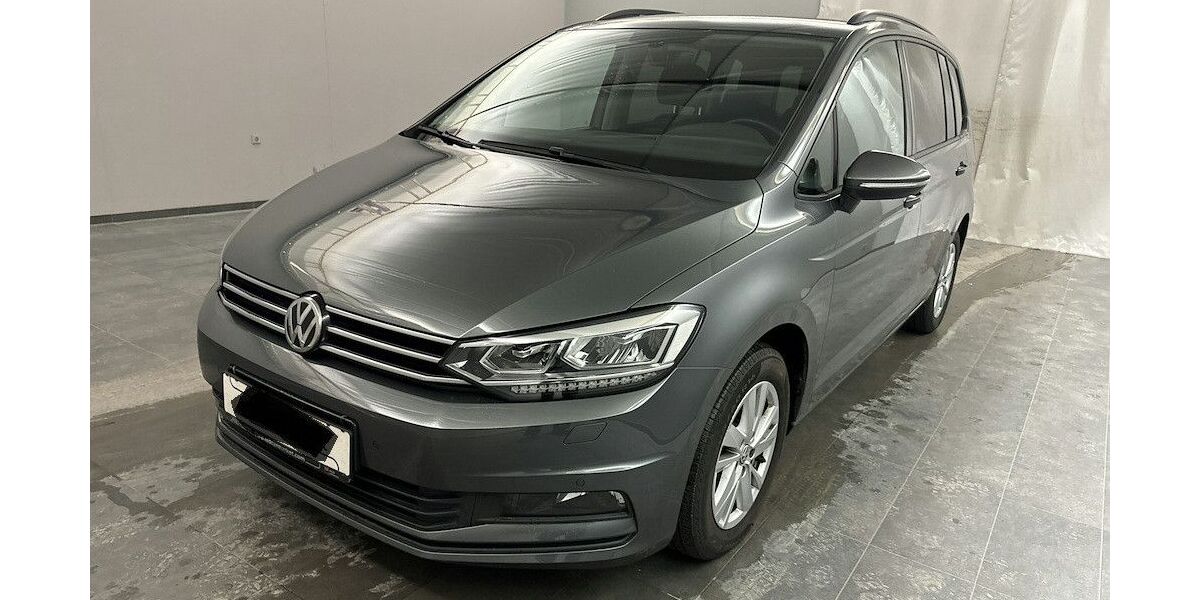 VW Touran 112.900 km 19.900 &euro; Bretten 75015