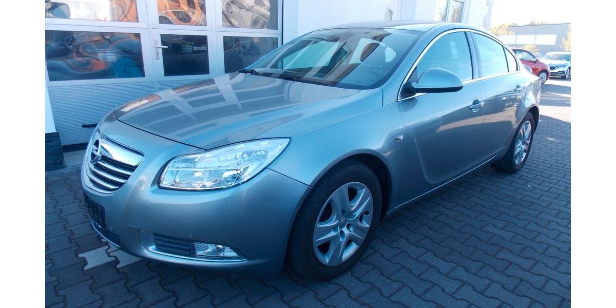 Opel Insignia 128.000 km 5.990 &euro; Mahlow 15831