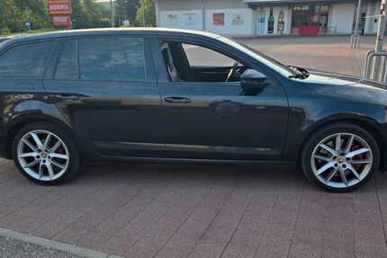 Skoda Octavia 127.000 km 12.000 &euro; Heidenheim 89520