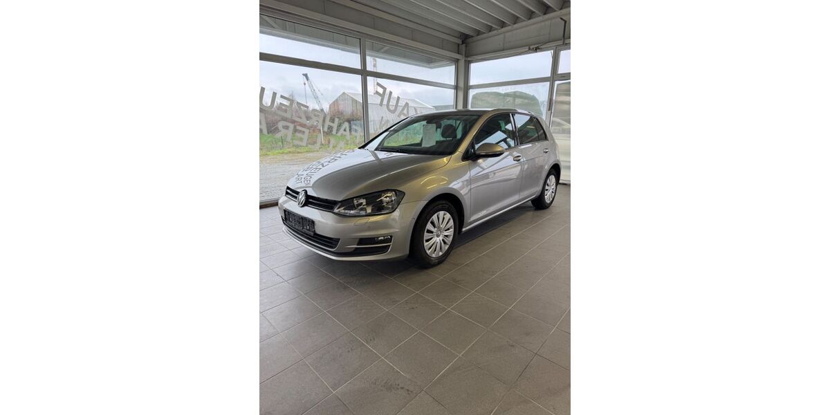 VW Golf 89.600 km 11.200 &euro; Bautzen 02625