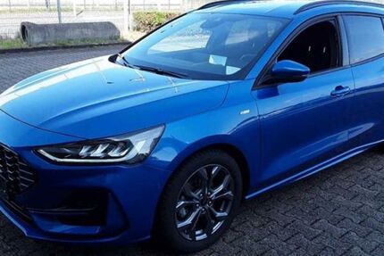 Ford Focus 18.300 km 24.870 € Göppingen 73035