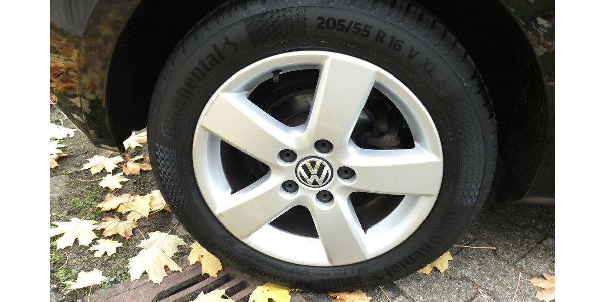 VW Golf 1.6TDi TEAM SHZ TEMPOMAT KLIMAAUTOMATIK 159.855 km 6.598 &euro; Köln 50858