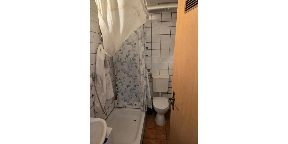 Etagenwohnung Mülheim an der Ruhr Rechtsruhr-Nord - 1 Zimmer, 15 m&sup2;, 450&euro; | Angebot:24850396