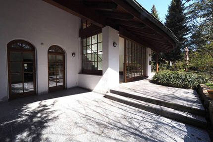 ++ MEDITERRANER FLAIR++ Einzigartiges Architektenhaus in exponierter Wohnlage von Reutti