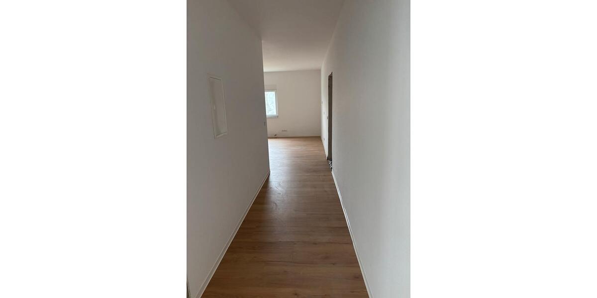 Erdgeschoßwohnung Wetzlar - 3 Zimmer, 100 m&sup2;, 950&euro; | Angebot:26326788