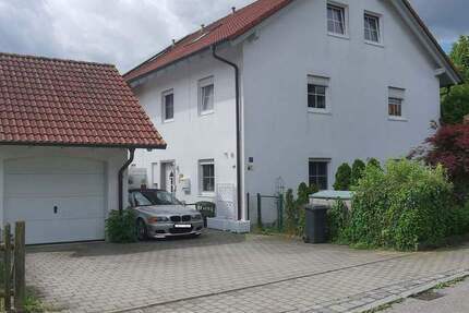 Reserviert - Geräumige Doppelhaushälfte in ruhiger Siedlungslage 6 zimmer