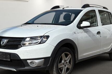 Dacia Sandero 181.060 km 2.999 &euro; Berlin 12681