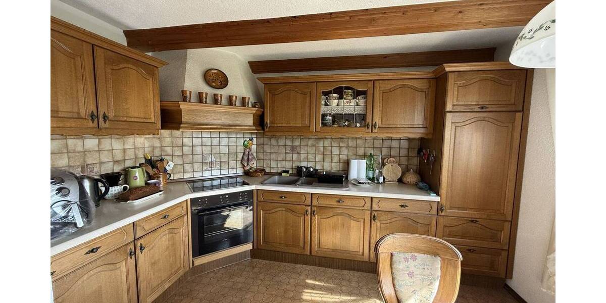 Einfamilienhaus Simbach am Inn / Kirchberg Simbach - 8 Zimmer, 215 m&sup2;, 320.000&euro; | Angebot:26817265