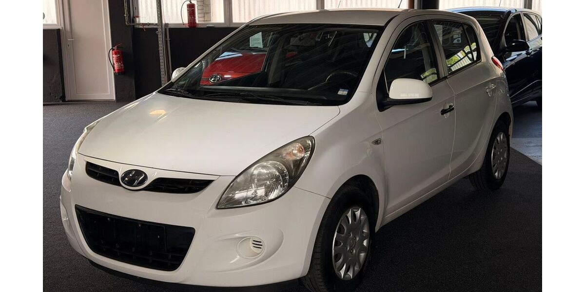 Hyundai i20 150.000 km 3.990 &euro; Kiel 24145