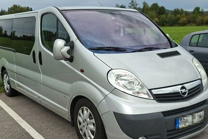 Opel Vivaro 249.000 km 11.000 &euro; Simbach am Inn 84359