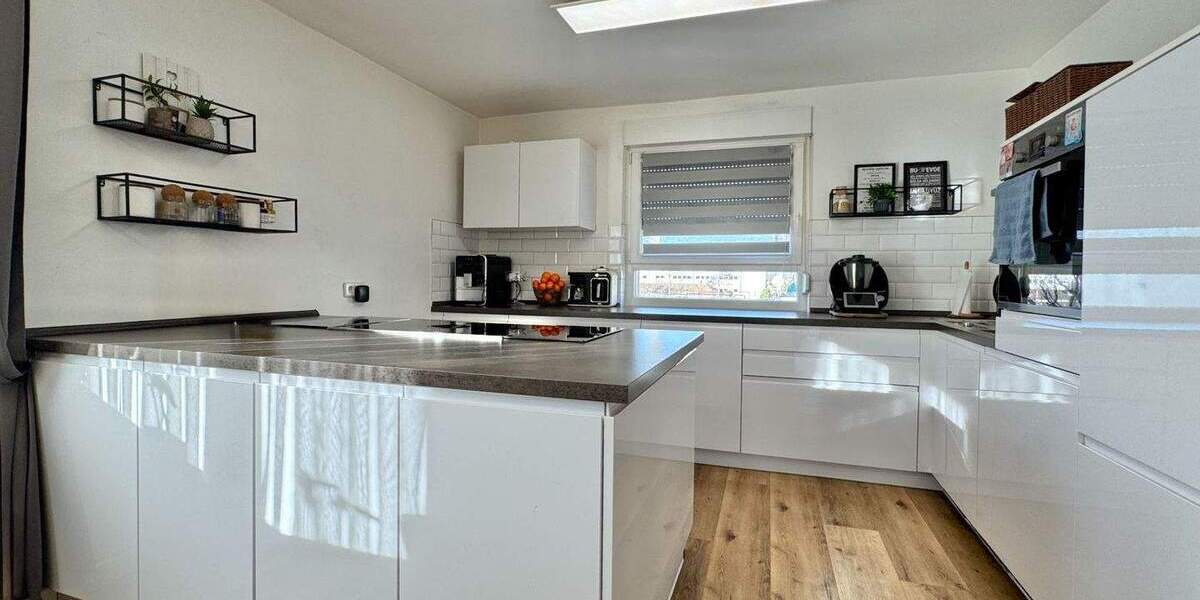 Mehrfamilienhaus, Wohnhaus Oberderdingen - 5 Zimmer, 130 m&sup2;, 395.000&euro; | Angebot:24545040