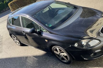 Seat Leon 218.202 km 2.100 &euro; Ochsenhausen 88416