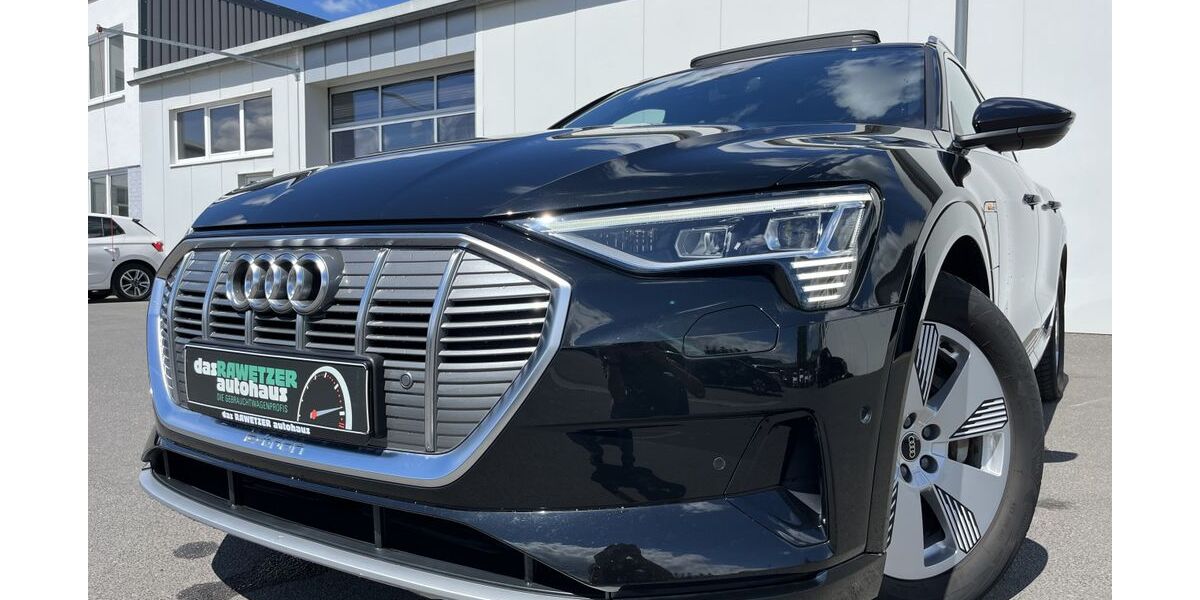 Audi e-tron 24.912 km 29.860 &euro; Marktredwitz 95615
