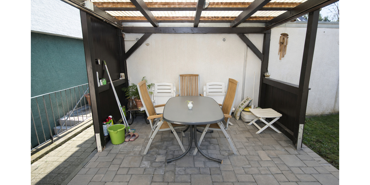 Mit 3D: Mehrfamilienhaus 4 Einheiten (2 Wg. frei) + 4 Garagen – Potenzial bis ca. 40.000 EUR p.a. - Mehrfamilienhaus, Wohnhaus Brühl | Angebot:26001821