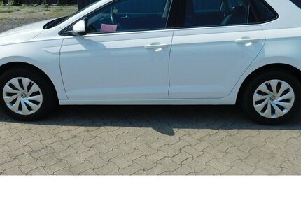 VW Polo 1.0 Life MPI BMT 4Trg Klima Navi LED 13.400 km 15.690 € Vordorf 38533