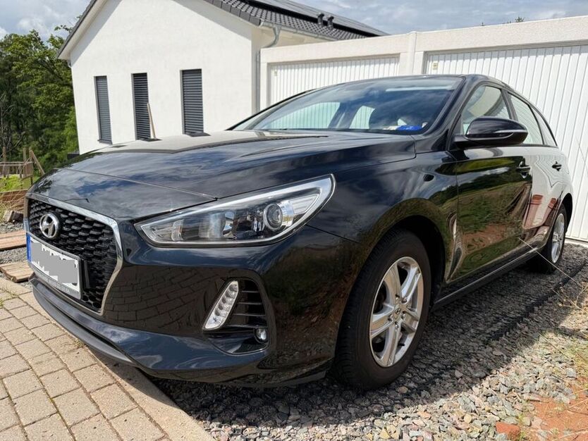 i30