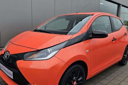Toyota Aygo (X) 64.000 km 6.990 &euro; Sinsheim 74889