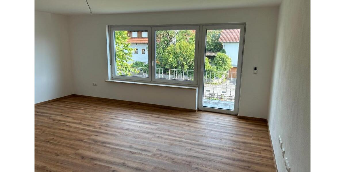 Etagenwohnung Roding - 3.5 Zimmer, 86 m&sup2;, 800&euro; | Angebot:26468822