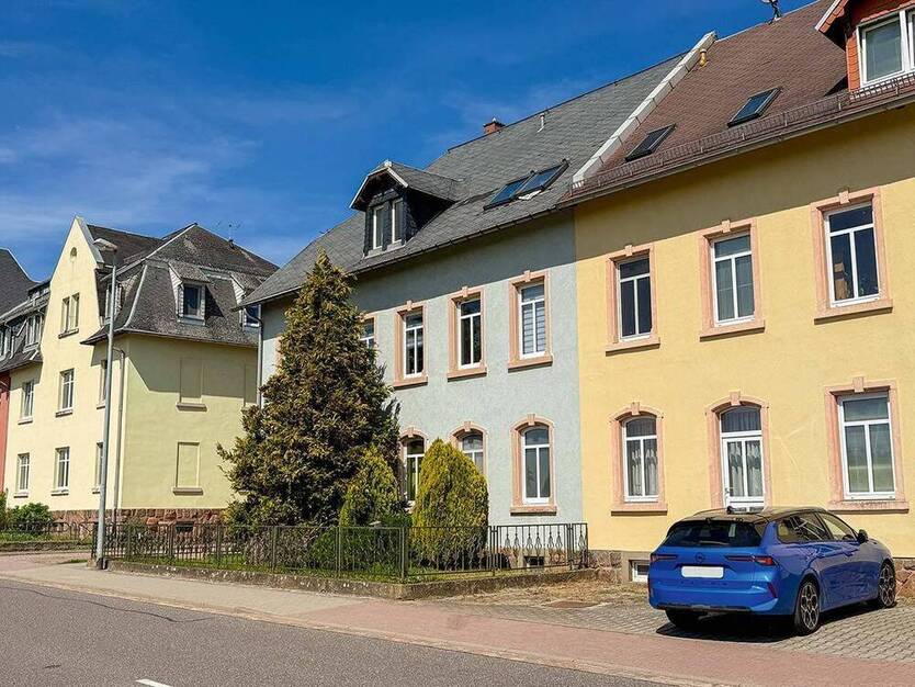 Vollvermietetes Mehrfamilienhaus mit Gartenanteil