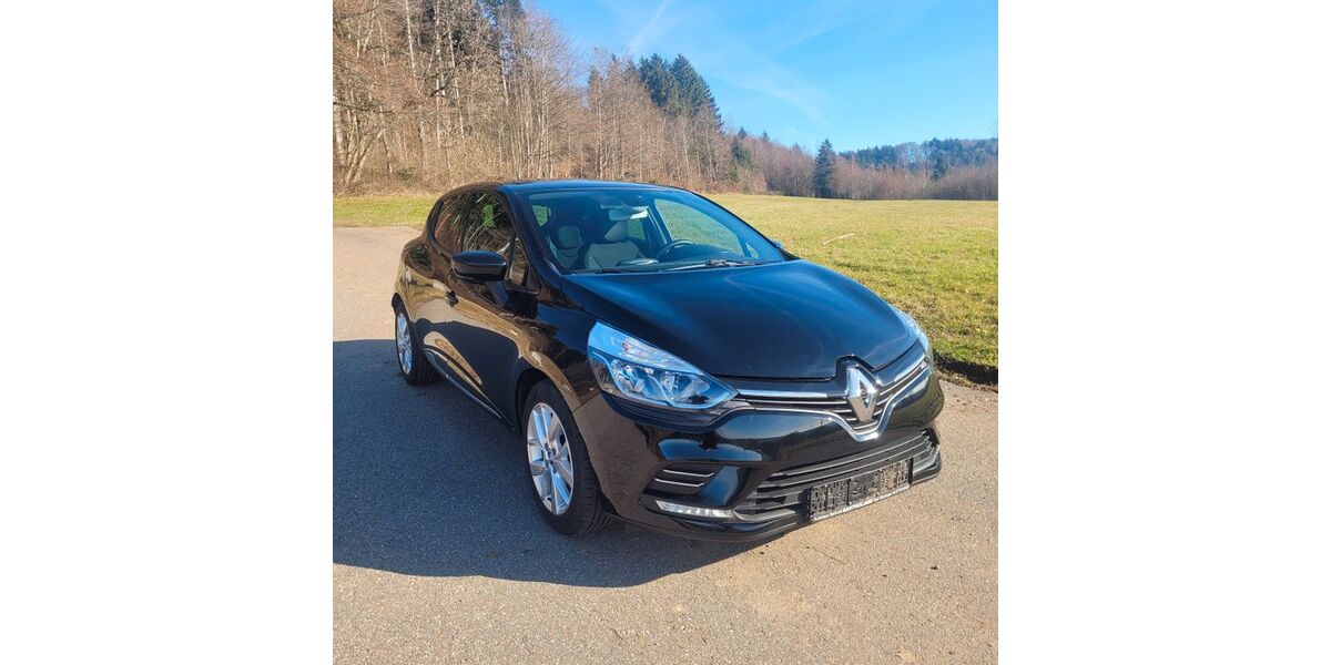 Renault Clio 15.000 km 9.950 &euro; Rickenbach 79736