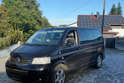 VW T5 Multivan 310.000 km 12.999 € Rossbach 94439