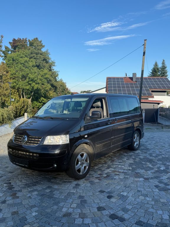 VW T5 Multivan 310.000 km 12.999 € Rossbach 94439