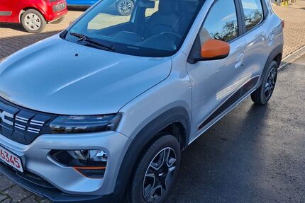 Dacia Spring 31.500 km 8.600 &euro; Sindelfingen 71069