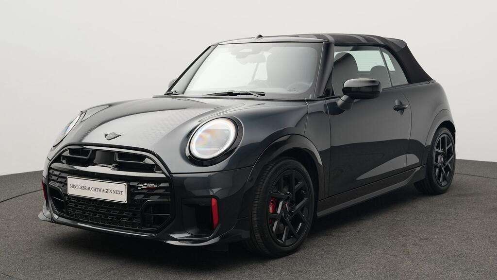 Mini John Cooper Works Cabrio 8.274 km 42.796 &euro; München 80788