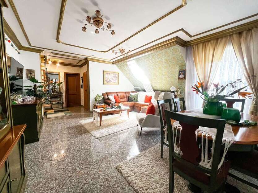 Wohnung zum Kaufen in Bischbrunn 230.000 € 140 m²