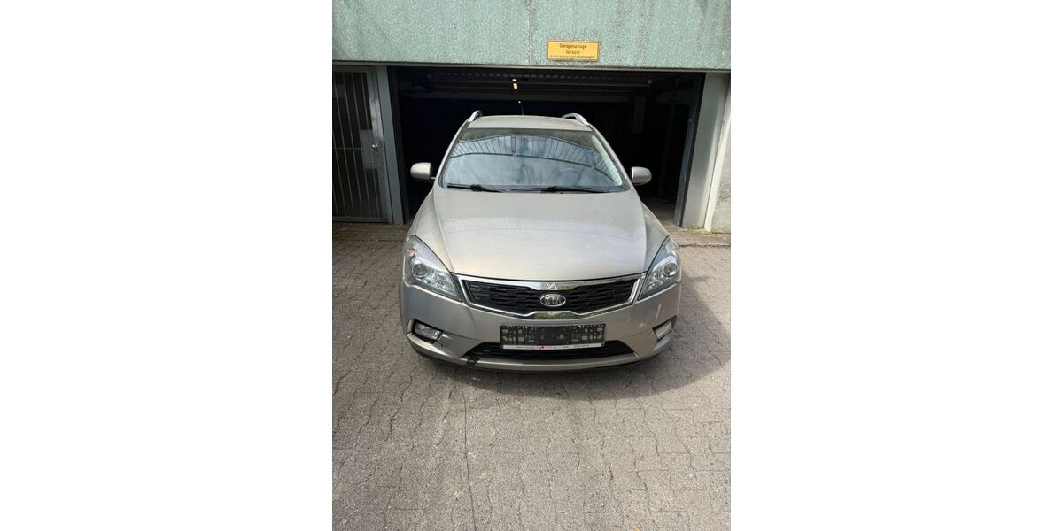 Kia ceed / Ceed 240.000 km 1.900 &euro; Bad krozingen 79189