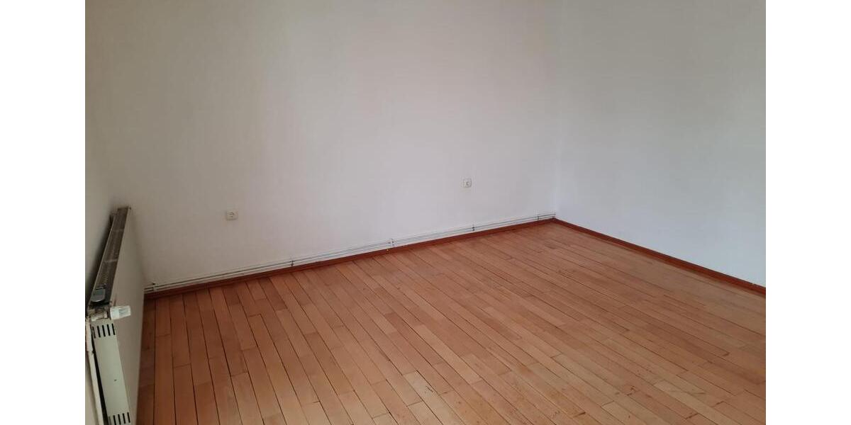 Mehrfamilienhaus, Wohnhaus Waldshut-Tiengen Tiengen - 18 Zimmer, 420 m&sup2;, 900.000&euro; | Angebot:26942198
