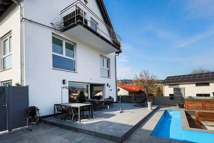 Haus Gottmadingen / Bietingen Bietingen - 8 Zimmer, 220 m&sup2;, 795.000&euro; | Angebot:25986976