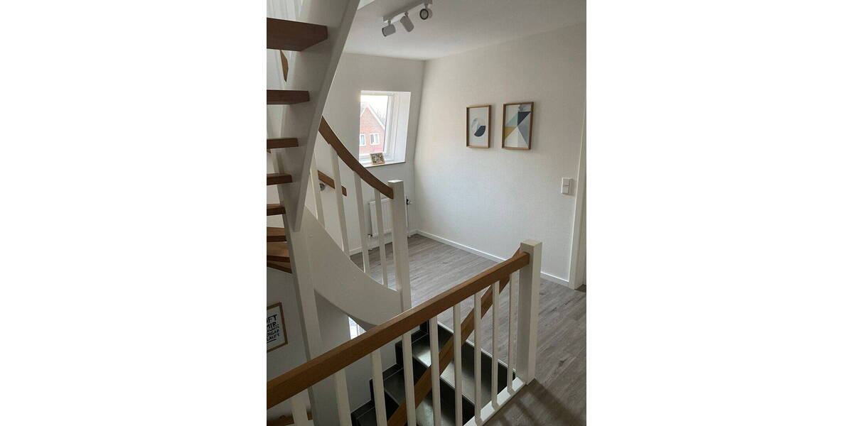 Mehrfamilienhaus, Wohnhaus Flensburg Friesischer Berg - 7 Zimmer, 273 m&sup2;, 790.000&euro; | Angebot:26218208