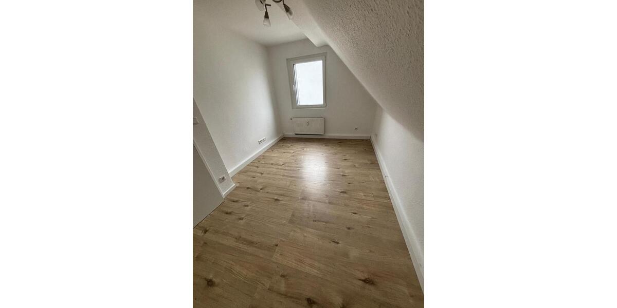 Dachgeschoßwohnung Bottrop Boy - 3 Zimmer, 53 m&sup2;, 500&euro; | Angebot:25560378