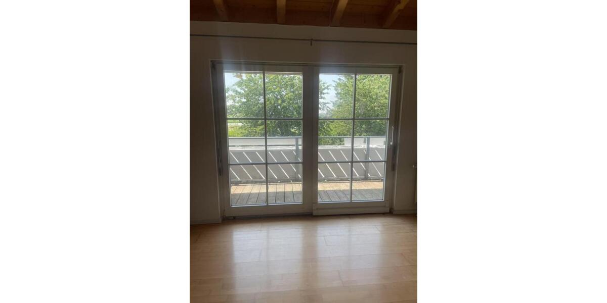 Hochparterre Freiburg im Breisgau Munzingen - 3 Zimmer, 92 m&sup2;, 1.350&euro; | Angebot:25305308