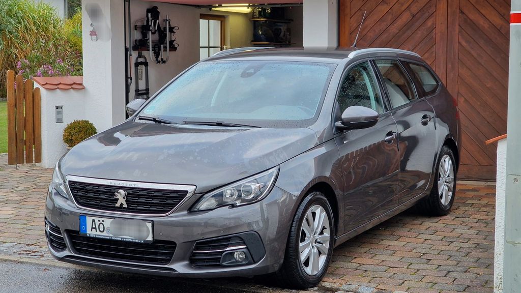 Peugeot 308 82.000 km 9.300 &euro; Mehring 84561