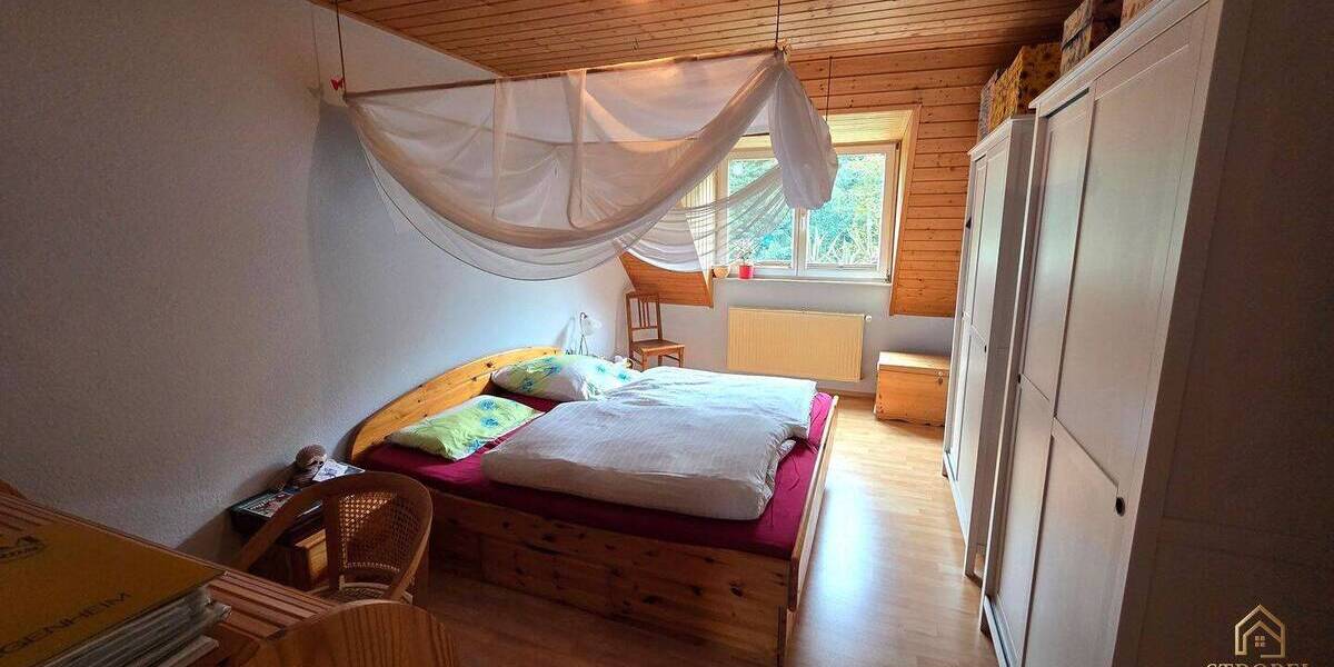 Doppelhaushälfte Dresden Schönfeld - 7 Zimmer, 130 m&sup2;, 450.000&euro; | Angebot:26043436