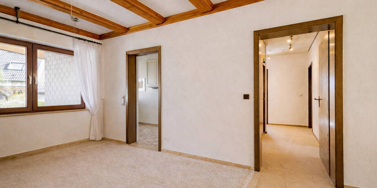 Einfamilienhaus Teningen - 8 Zimmer, 189 m&sup2;, 747.000&euro; | Angebot:26306159