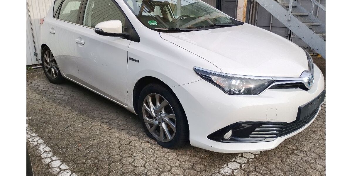 Toyota Auris 133.123 km 8.900 &euro; Ingolstadt 85055