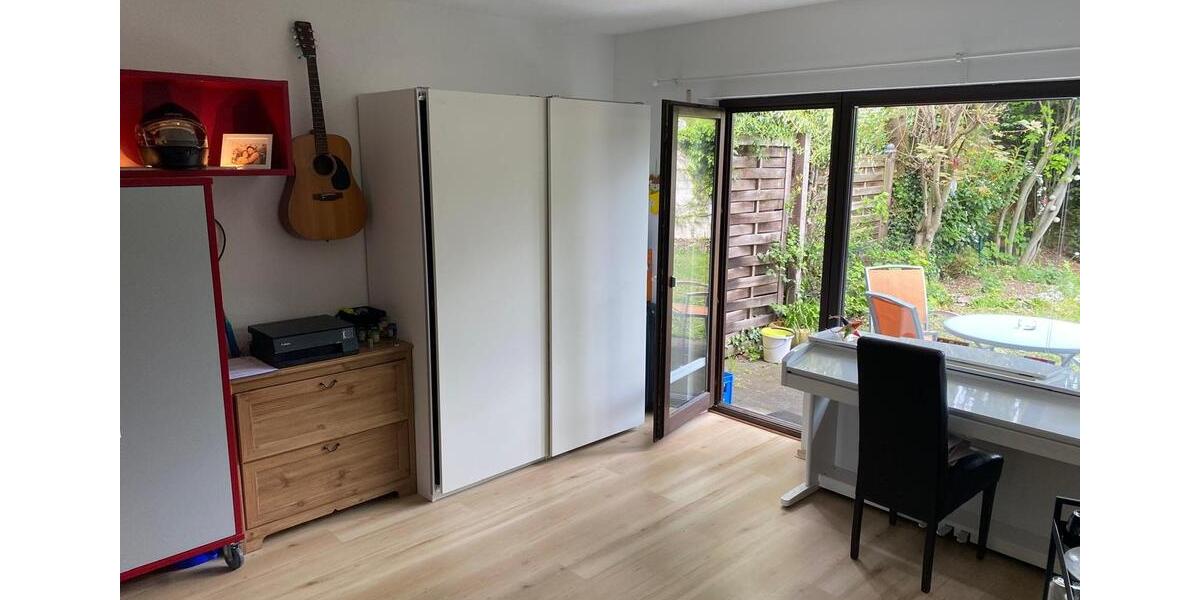 Einfamilienhaus Bonn Gielgen - 1 Zimmer, 24 m&sup2;, 465&euro; | Angebot:25053914