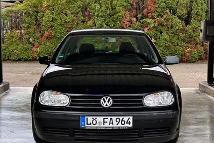 VW Golf 142.000 km 1.900 &euro; Lörrach 79541