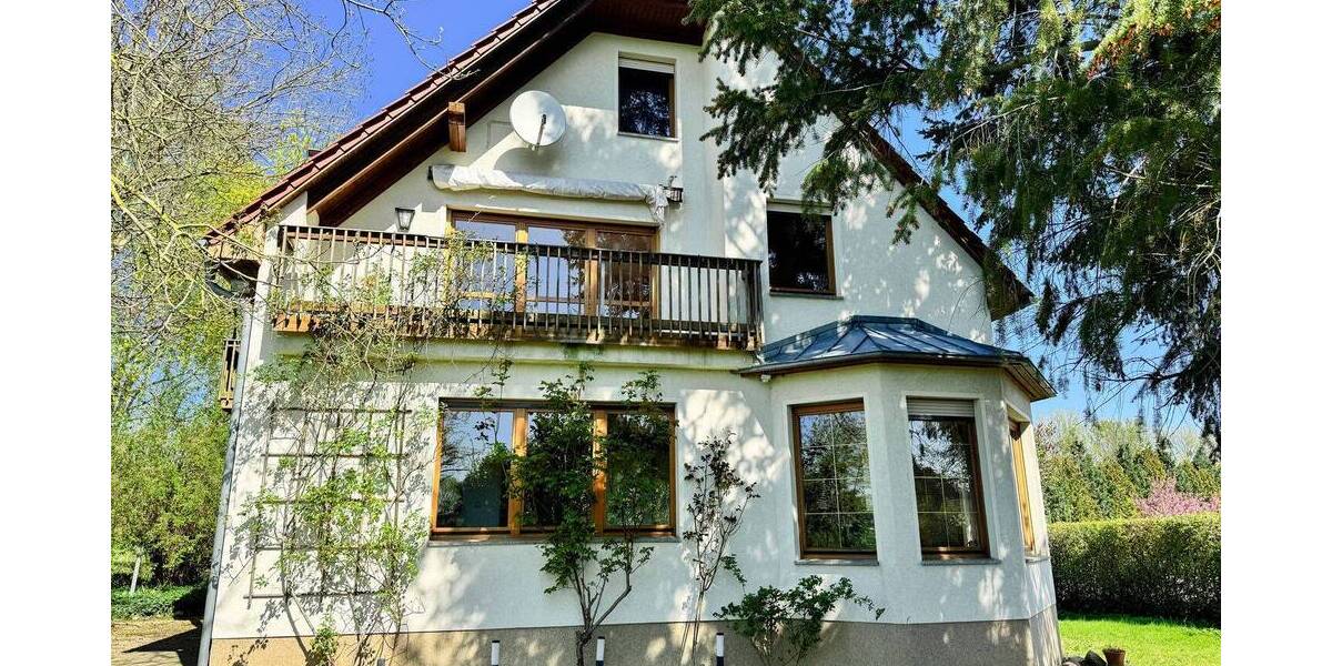 Einfamilienhaus Wustermark Hoppenrade - 8 Zimmer, 229 m&sup2;, 398.000&euro; | Angebot:26889893