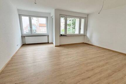 Nähe Wöhrder Wiese u. Rathenauplatz ! Erstbezug n. Renovierung 3-ZW, 88 m², 2 Balkone, Laminat, ABR, Hochparterre
