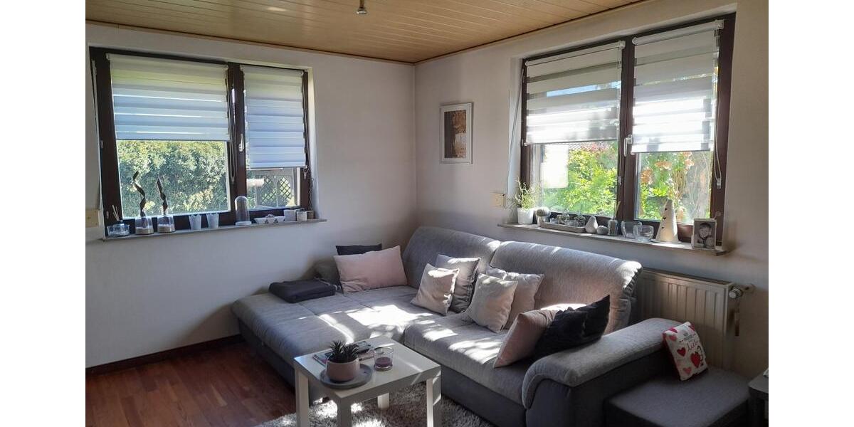 Erdgeschoßwohnung Bad Neustadt an der Saale - 3 Zimmer, 77 m&sup2;, 700&euro; | Angebot:26697930