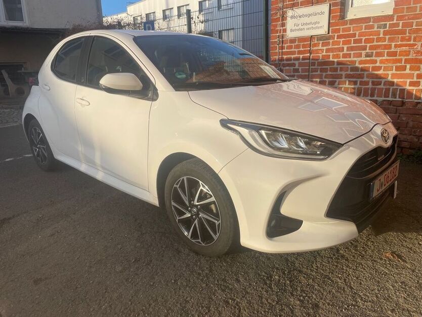 Yaris