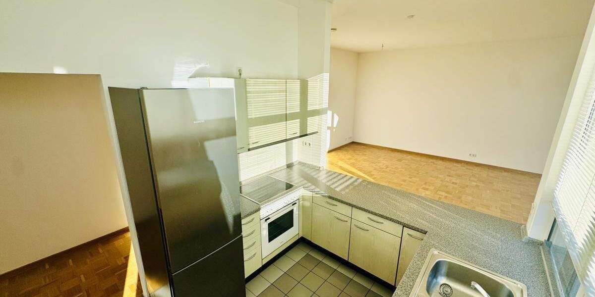 Etagenwohnung Berlin Charlottenburg - 3 Zimmer, 121 m&sup2;, 1.936&euro; | Angebot:25567451