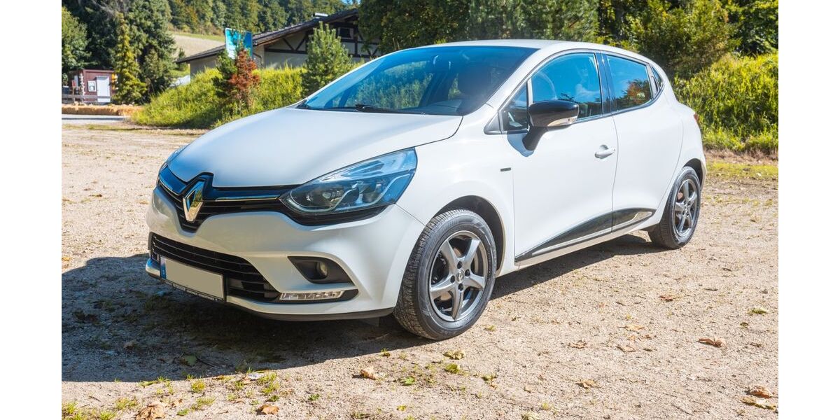 Renault Clio 96.700 km 7.699 &euro; Gammertingen 72501