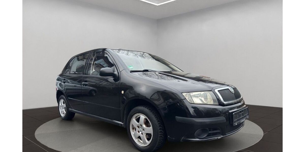 Skoda Fabia 112.500 km 2.450 &euro; Recklinghausen 45659